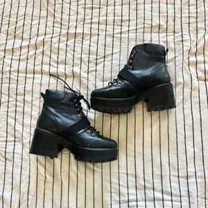 Stylish Black Women's Boots